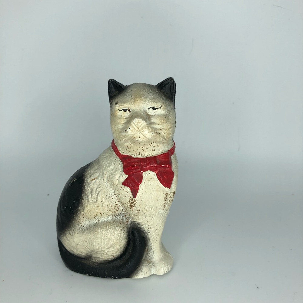 Vintage MCM Cat Cast Iron Still Penny Bank